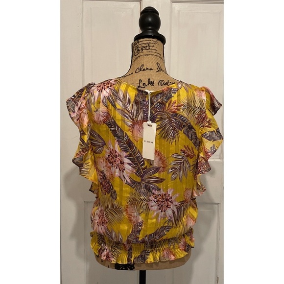Pleione Floral Blouse Size Medium - Picture 2 of 8